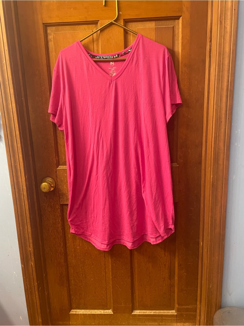 Women’s Bright Pink V-Neck Short Sleeve nightgown
